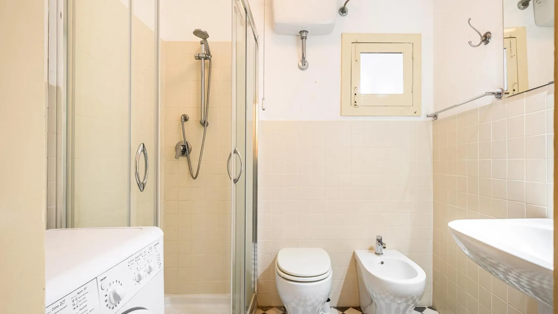 Urban Elegance By Sant'Agata: A Catania Gem Apartment