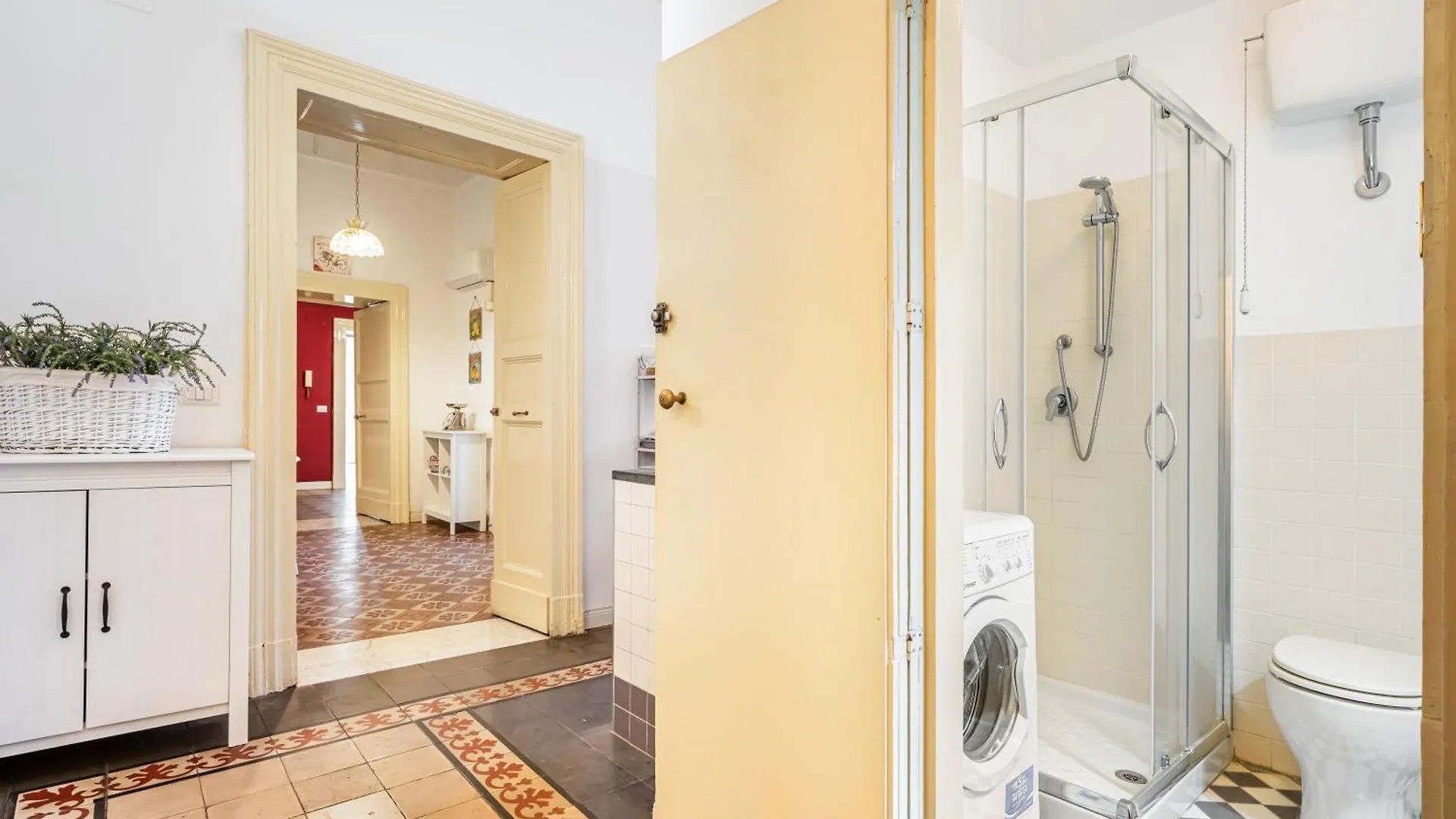 Urban Elegance By Sant'Agata: A Catania Gem Apartment