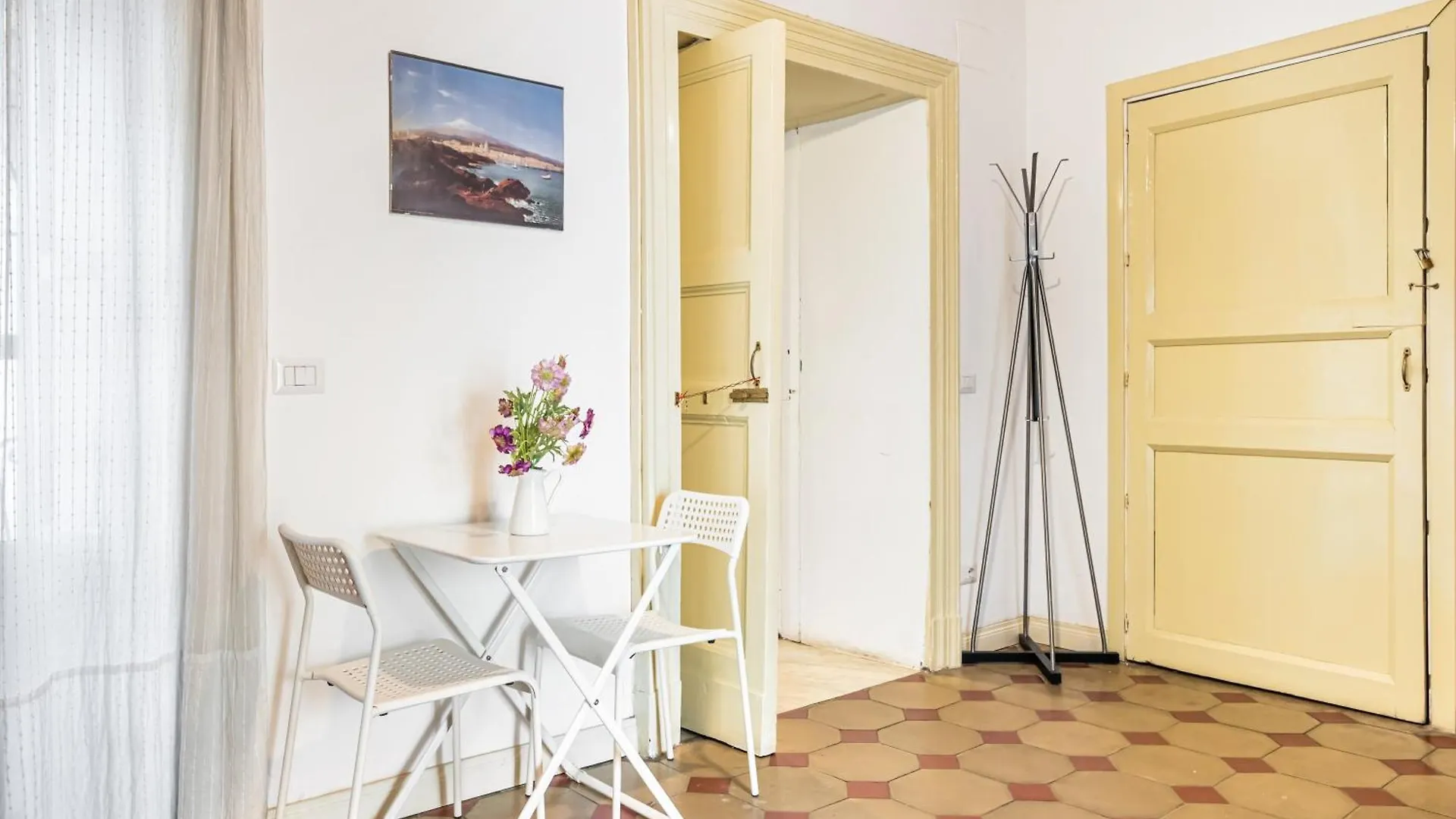 Urban Elegance By Sant'Agata: A Catania Gem Apartment