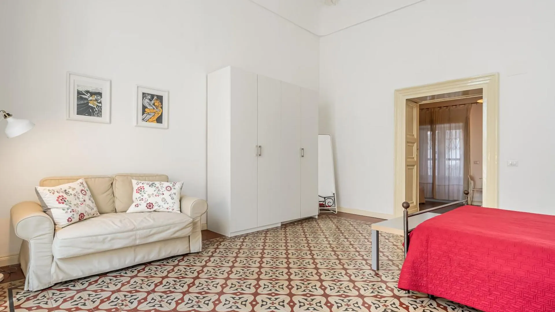 Urban Elegance By Sant'Agata: A Catania Gem Apartment